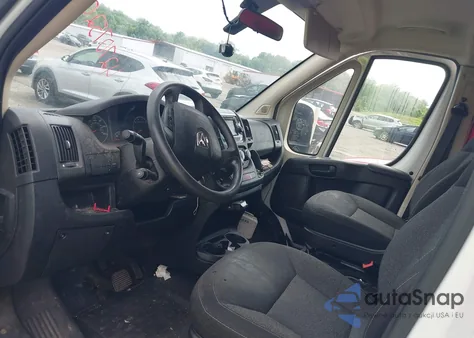 2014 Ram Promaster 1500 Low Roof z USA, uszkodzony, nr VIN 3C6TRVAD8EE127098